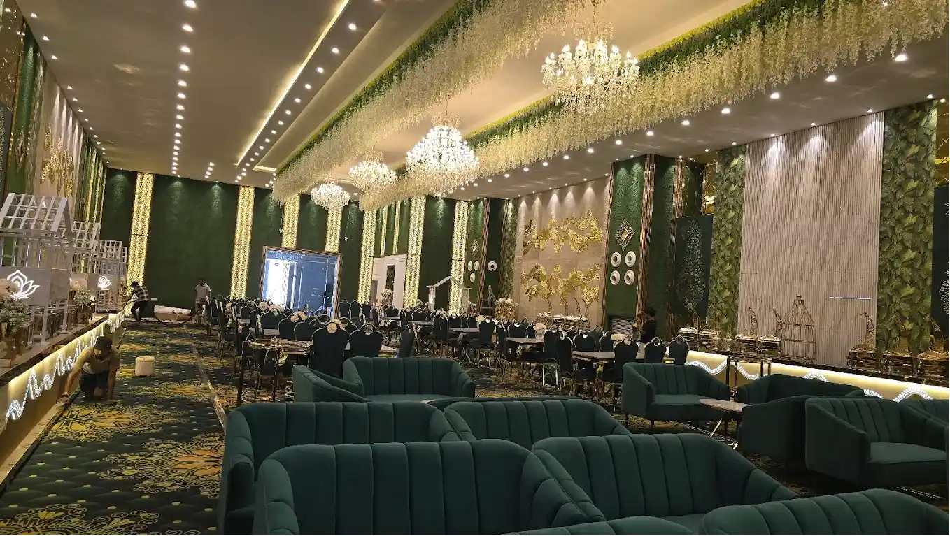 Hall — gallery